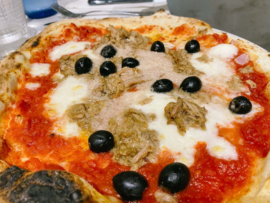 spacca-napoli-abastos-valencia-el-tipo-que-nunca-cena-en-casa-009