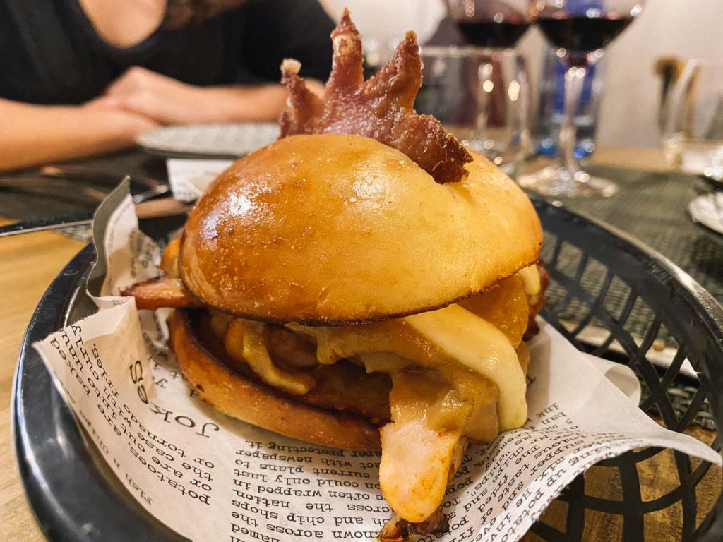 mundua-taberna-restaurante-valencia-el-tipo-que-nunca-cena-en-casa-013
