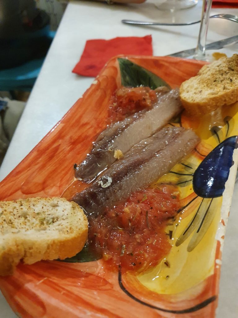 la-peseta-sardinas-el-tipo-que-nunca-cena-en-casa