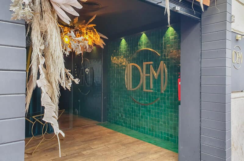 la puerta de Idem