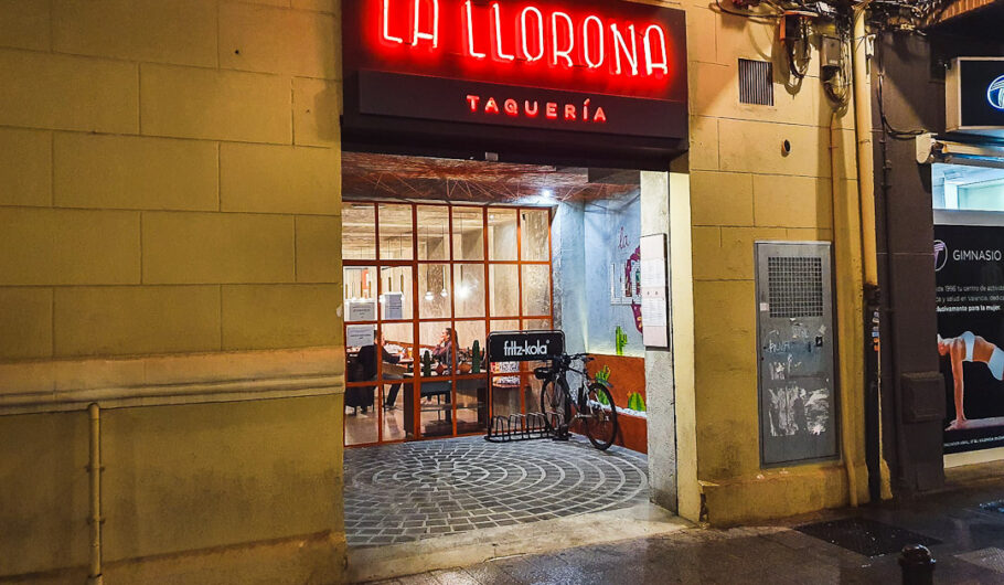 la-llorona-el-tipo-que-nunca-cena-en-casa-06