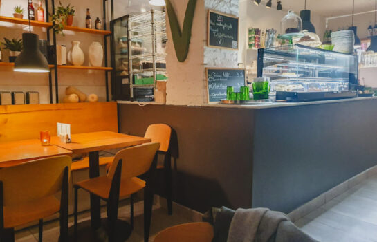 Café Madrigal