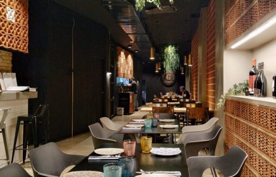 dando-leña-restaurante-ruzafa-valencia-el-tipo-que-nunca-cena-en-casa-003